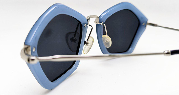 عینک آفتابی زنانه پلاریزه پنج ضلعی AOLISE کد DAL9042 دورنگ