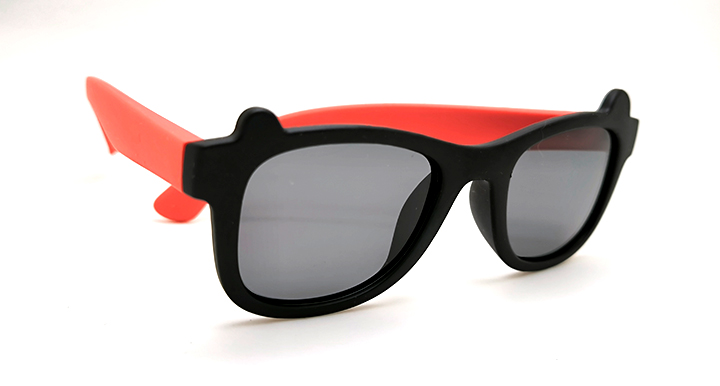 عینک آفتابی بچه‌گانه پلاریزه طرح فانتزی کد s8132_C14 | مشکی مات