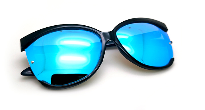 عینک آفتابی زنانه نیم فریم پلاریزه کارازا کد 2091 C6 عدسی آبی آینه‌ای