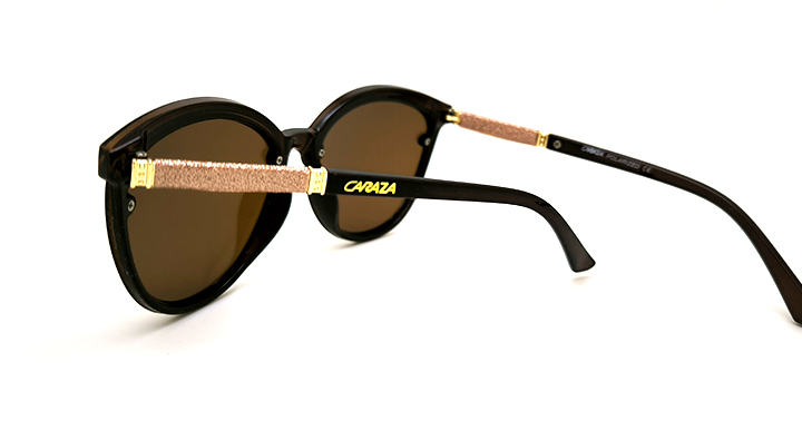 عینک آفتابی زنانه پلاریزه کارازا کد 2095 C3 فریم کائوچویی قهوه ای با دسته های اکلیلی
