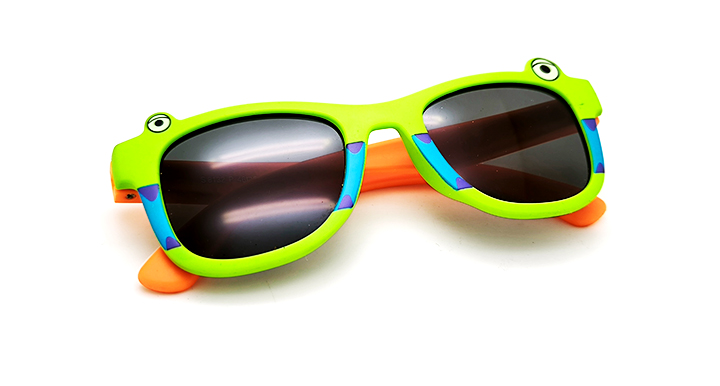 عینک آفتابی بچه‌گانه فانتزی کارازا طرح کارتونی سبز | کد s8132C7
