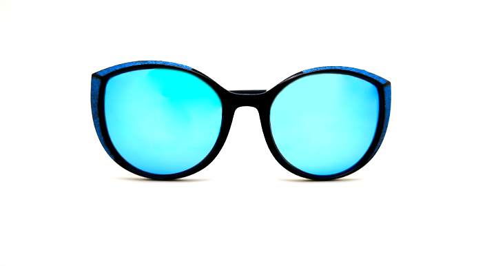 عینک آفتابی زنانه گربه ای کد 2098 ،عدسی آینه ای آبی با حاشیه اکلیلی